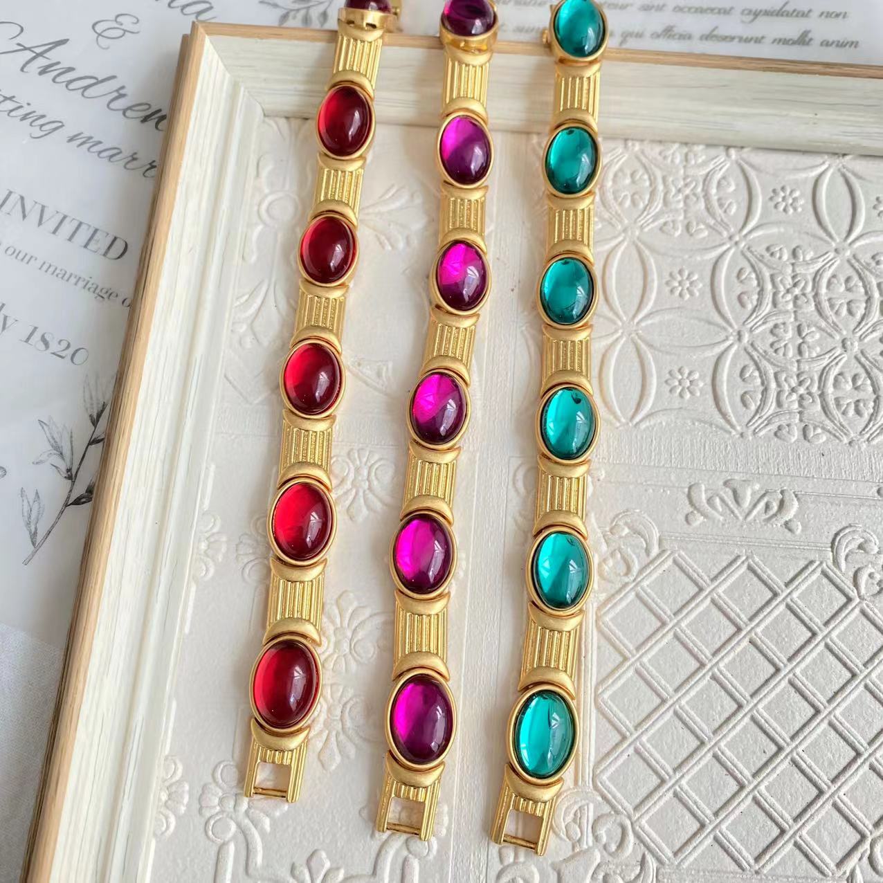 Retro Oval Alloy Plating Inlay Artificial Gemstones Womenu0027S Bracelets 1 Piece