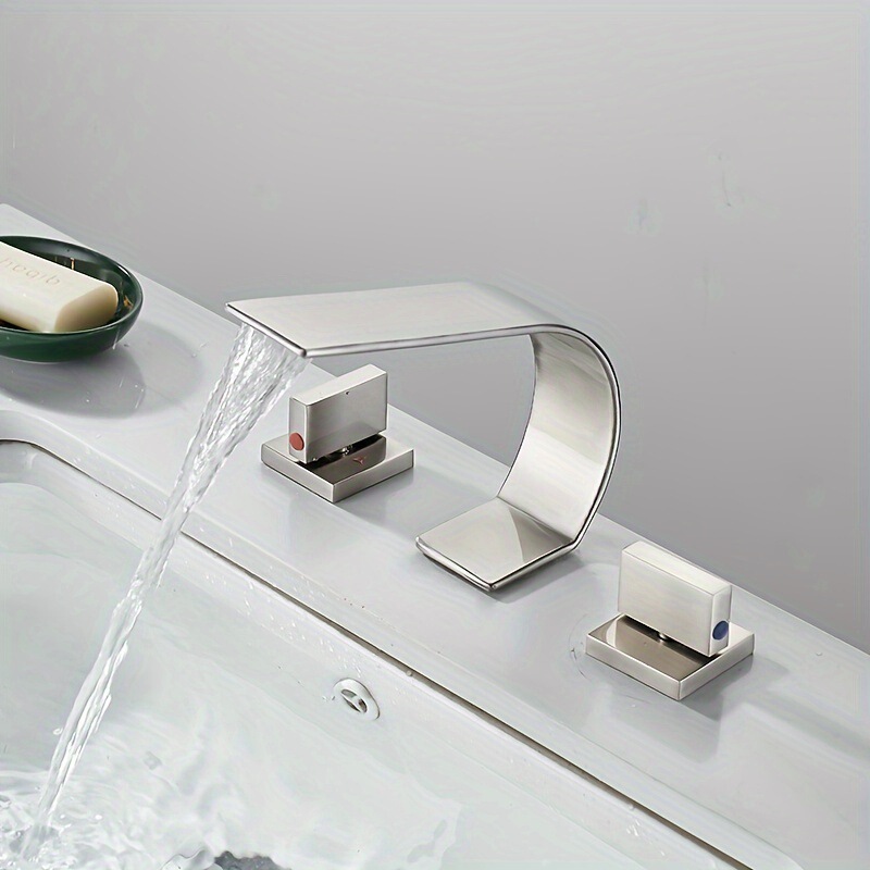 Global Premium Selection of All-Copper Three-Hole Separate Basin Faucets, Hot and Cold Waterfall Three-Piece Set, Exclusively for Bathroom Cabinets and Hotel Projects Global Premium Selection of All-Copper Three-Hole Separate Basin Faucets, Hot and Cold Waterfall Three-Piece Set, Exclusively for Bathroom Cabinets and Hotel Projects