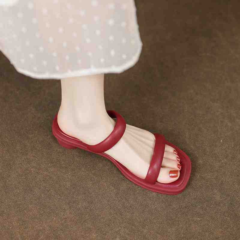 빨간색