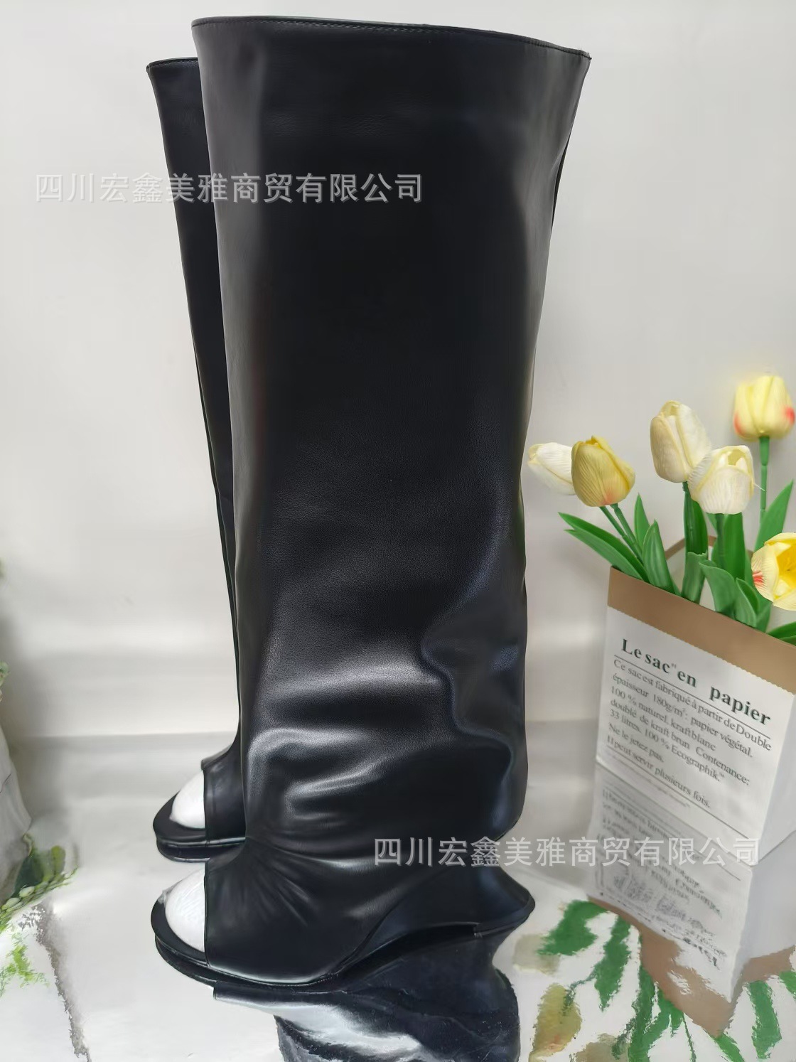 검은색