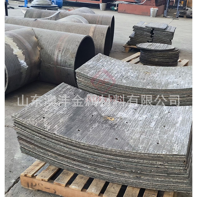 加工8+6堆焊耐磨钢板 激光切割8+7碳化铬金属钢板尺寸1400*3400