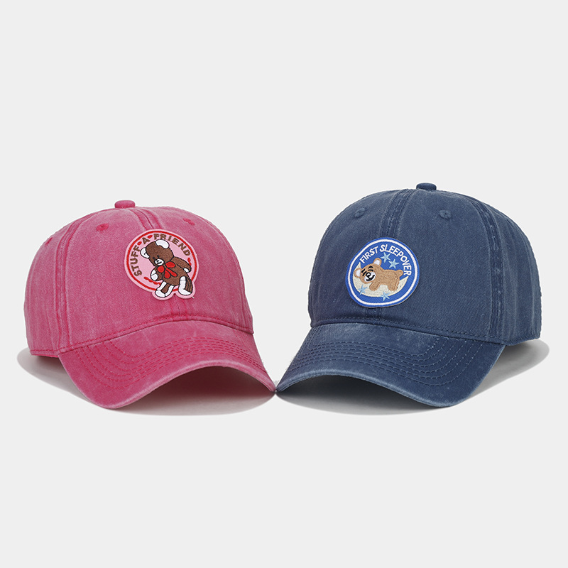 Women's Cute Bear Cat Embroidery Curved Eaves Baseball Cap display picture 3