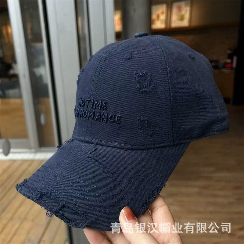 女性用の穴あき野球帽、文字刺繍入りウォッシュドコットンひさしキャップ、顔が小さく見える、つばが広く柔らかいトップのサンハット|undefined