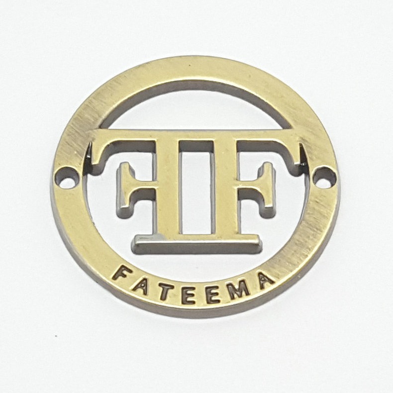 金属标牌五金配件专业工厂棉拖鞋字母吊牌锌合金电镀滴胶商标拖鞋