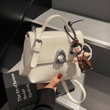 ���Ё��ˣ����҂���Ů�������^�r