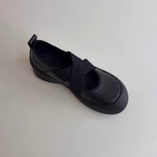 ��Ƥ��~����\�ӽ��控������СƤЬ�A�^������ЬŮ�\�ڏ͹ņ�Ь