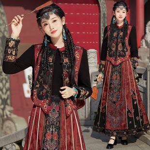 2024 new ethnic style buckle heavy-duty embroidered vest women + black T-shirt bottoming shirt + vest skirt three-piece set