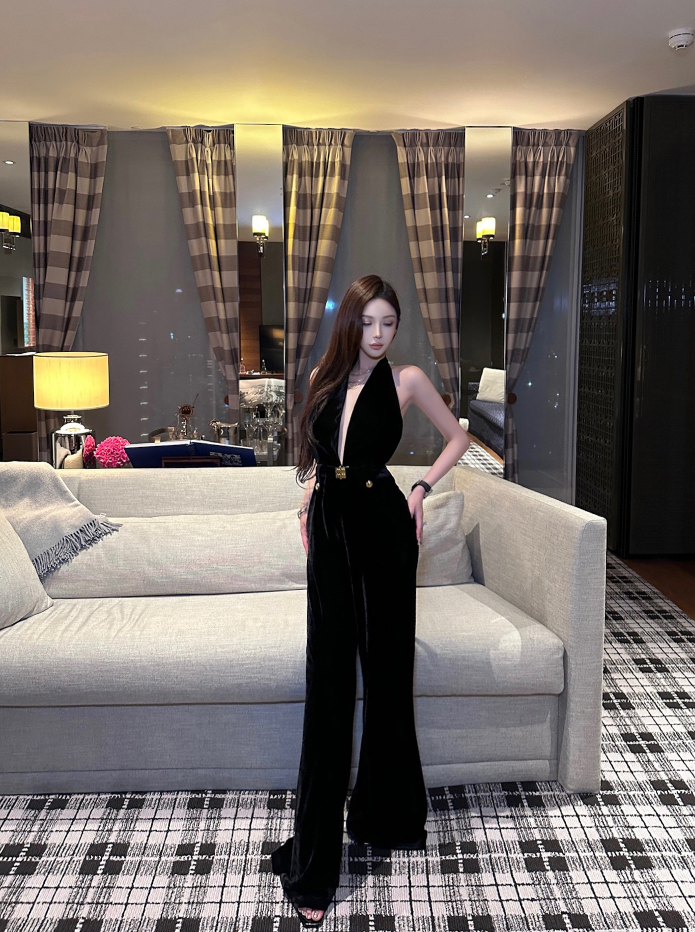 24 vestidos de otoño de alta calidad de estilo de belleza delgada cintura sexy cuello V profundo cuello colgante de terciopelo jacket mujer