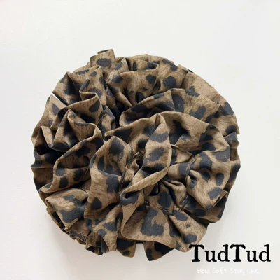 style gentle hair accessory | Saç üçün rezinlər - mocha-leopard-print-scrunchie
