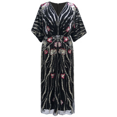国境を越えた欧米の1920sレトロなドレスのビーズのスパンコールのワンピースの刺繍のタキシードの民族の風の女性のアマゾン