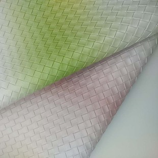 Spot Rainbow Diagonal Woven Pattern Pvc Leather Fabric Brushed Bottom Straw Mat Pattern Luggage Handbags Cosmetic Bag Artificial X20