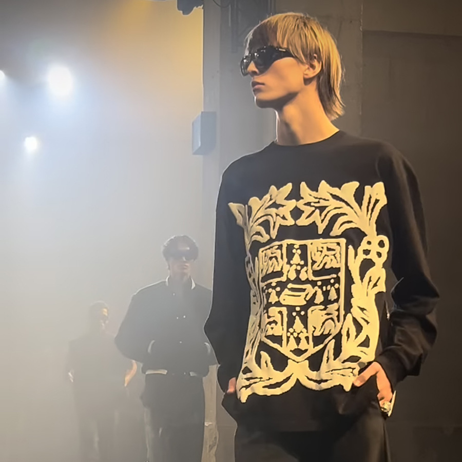 RHUDE logotipo espuma floral americana logotipo amplio suelto camiseta de mangas largas marcas de moda para hombres y mujeres calle alta