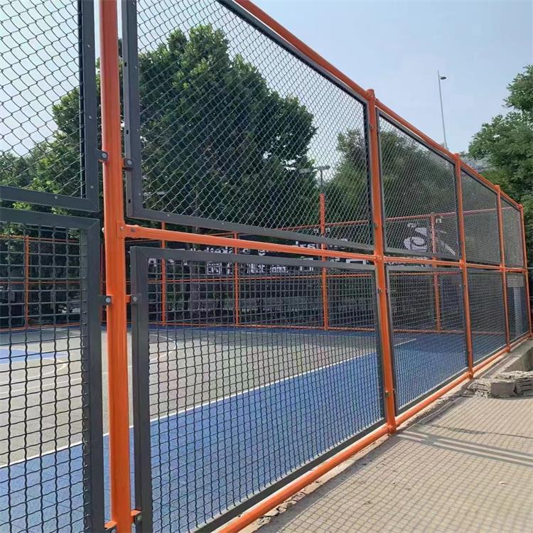 外篮球场护栏 运动场防护网绿色球场网孔50mm*50mm