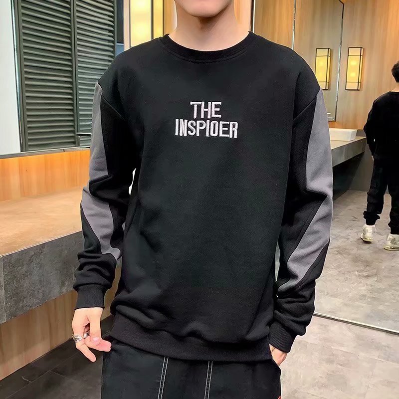 Demi-season autumn trend sweatshirt