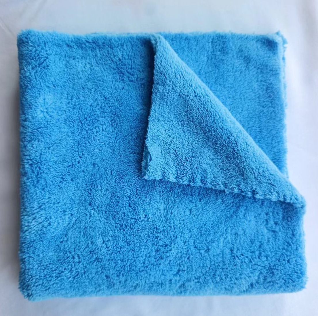 Toallas gruesas de lana de coral color suave absorción de agua toallas gruesas no fáciles de caer toallas de lavado de automóviles toallas al por mayor