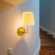 亚马逊跨境布艺台灯壁灯二合一USB充电带LED磁吸光源触摸遥控调光