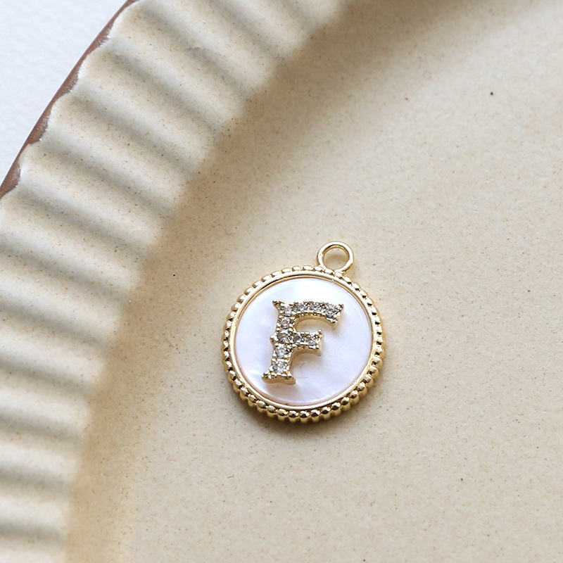 3g Weight Shell, Zircon Inlay Material Charms, Jewelry Accessories Classification 1 Piece Quantity Copper Material Round, Letter Pattern Plating, Inlay Design Simple Style Style 1 Piece Copper Shell Zircon Round Letter 12