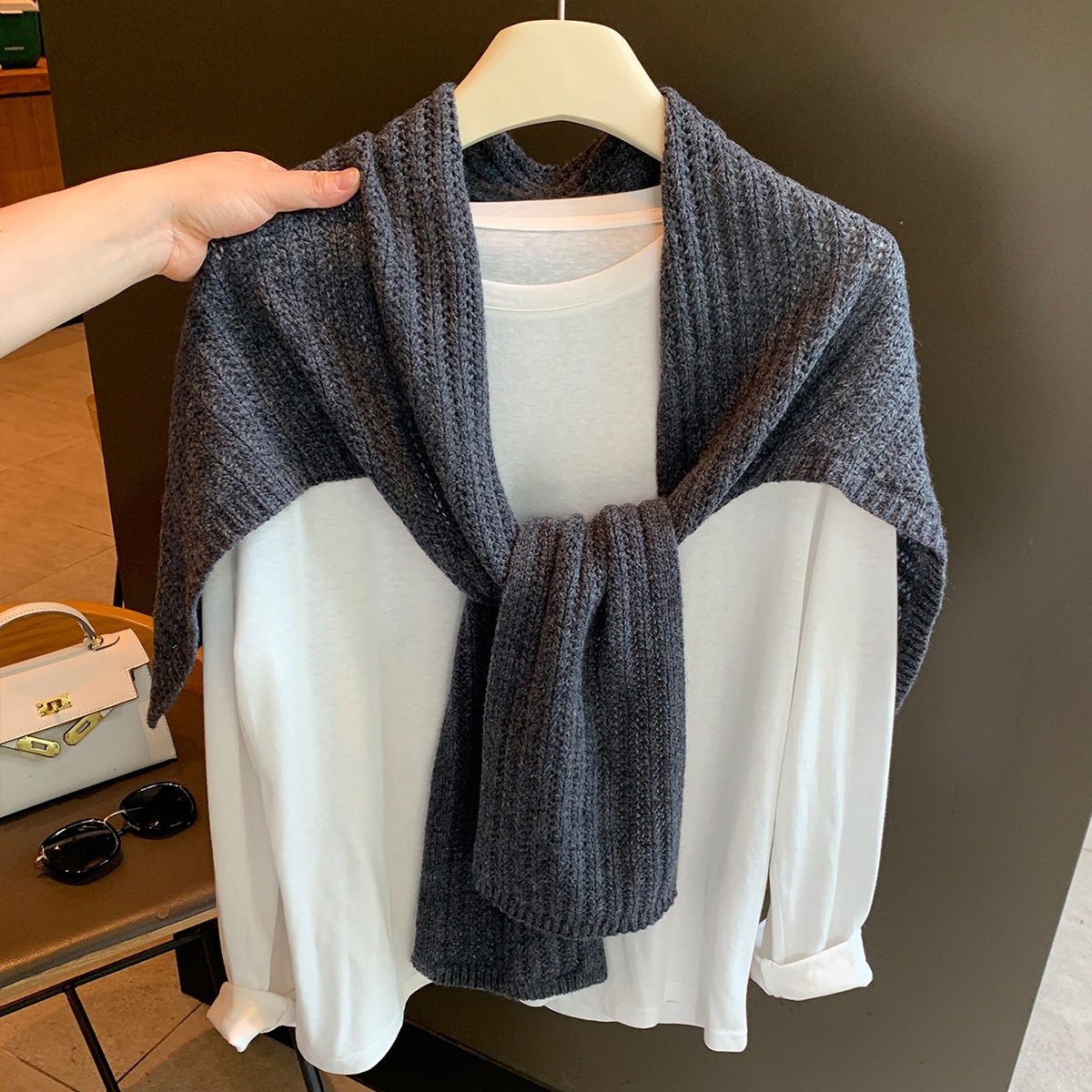 Premium Australian WOOL 100% knitted triangular scarf, women's autumn/winter new collection, oversized, multi-functional scarf