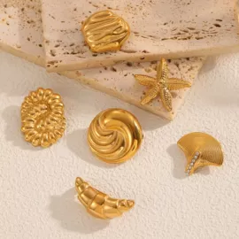 项链;戒指;耳钉