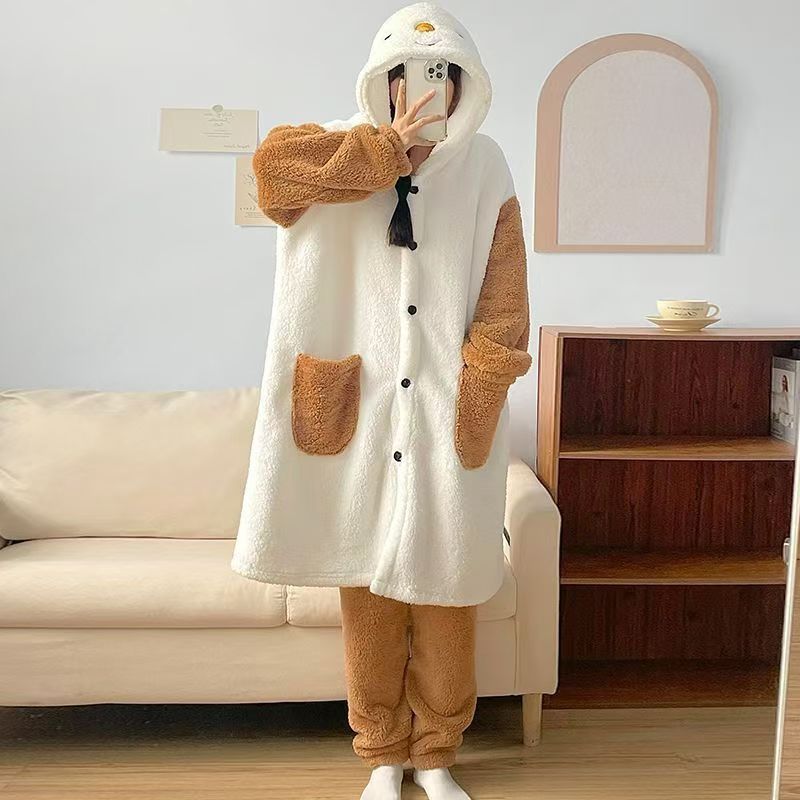 艾莎の王女のパジャマの女性の冬のサンゴのベルベットは厚い保温のフランネルの中の長いタイプの帽子の冬の寝衣をプラスします。|undefined