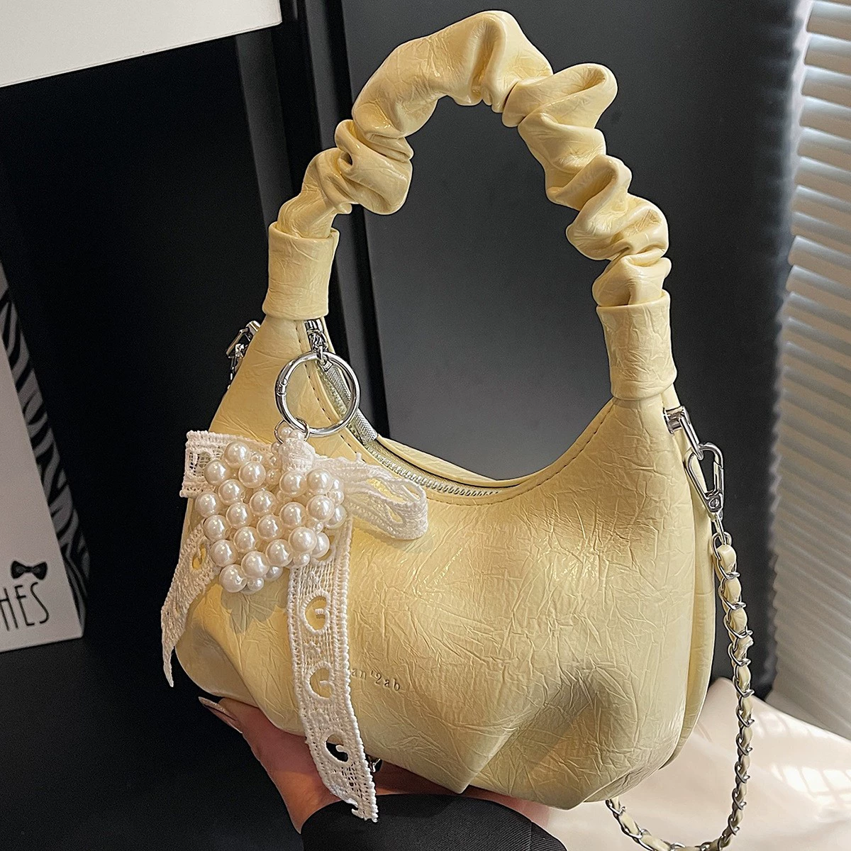 Small small bag, summer universal handheld shoulder bag, chain bag