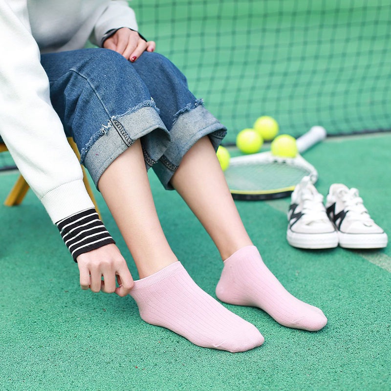 Female simple solid color socks