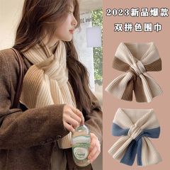 新しいマフラーの女性秋冬の防寒保温色合わせニットのクロス毛糸がおしゃれで可愛いファッションのマフラーです。