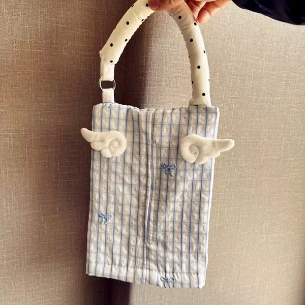 Cute Angel Wings Hanging Tissue Box Car Tissue Box Napkin Holder Car Decoration Tissue Box