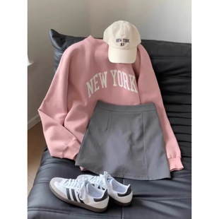 �������bŮ���|�p�g����һ���׌WԺ�L���e��ɫ�l��ȹ���n���ɼ���