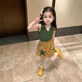 女童套装2026新款小女孩巨好看洋气绿色波点背心裙裤两件套童装潮