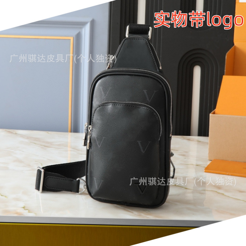 跨境货源新款经典老花男士斜跨胸包时尚百搭真皮黑花棋盘格单肩包|undefined