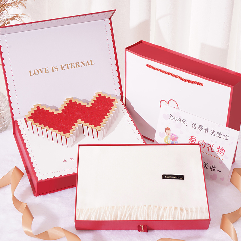 Heart-moving gift box + white scarf