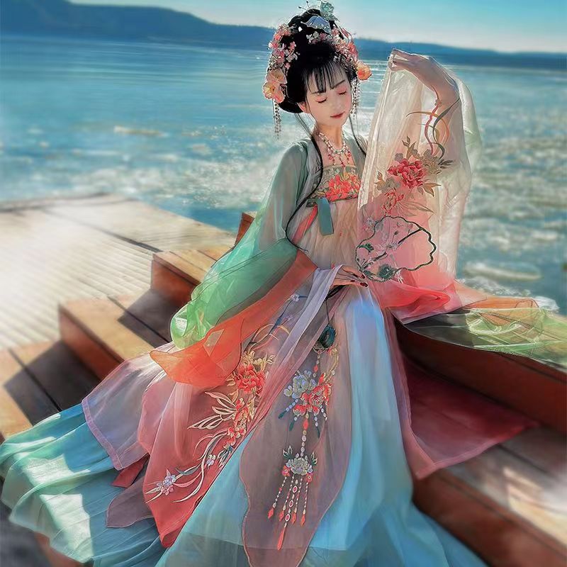 Spring, summer and Tang Dynasty made a piece of chest-length skirt Han clothing female heavy industry embroidery ancient costume suit embroidery big sleeve shirt fairy spirit Han clothing