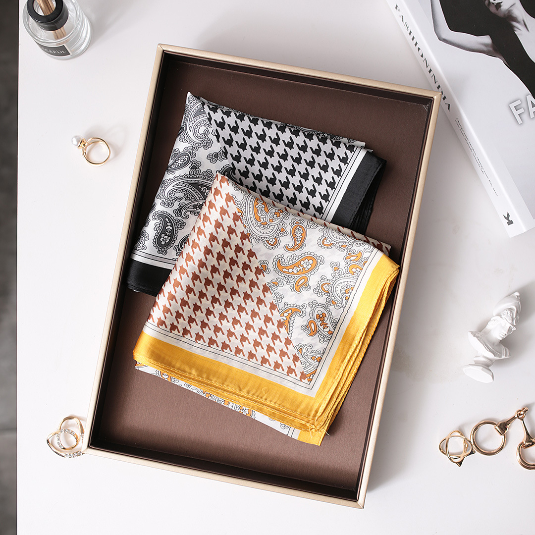 Spring New 70CM Square Versatile Decorative Professional Thin Korean Small Scarf for Women_voghion.com