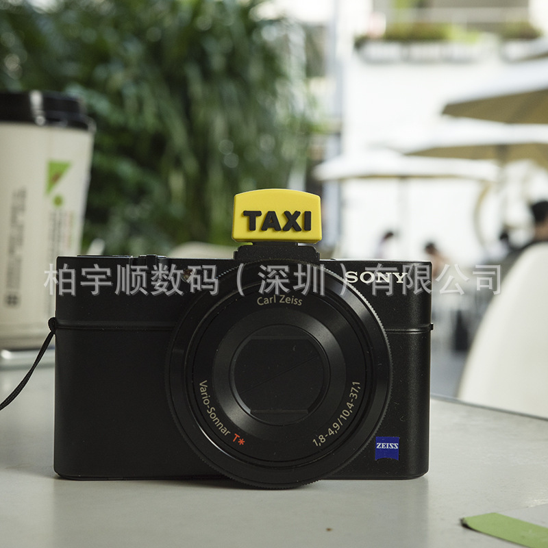 Yellow taxi hot shoe cover taxi camera hot shoe seat flash dust cover SLR protective cover micro single universal