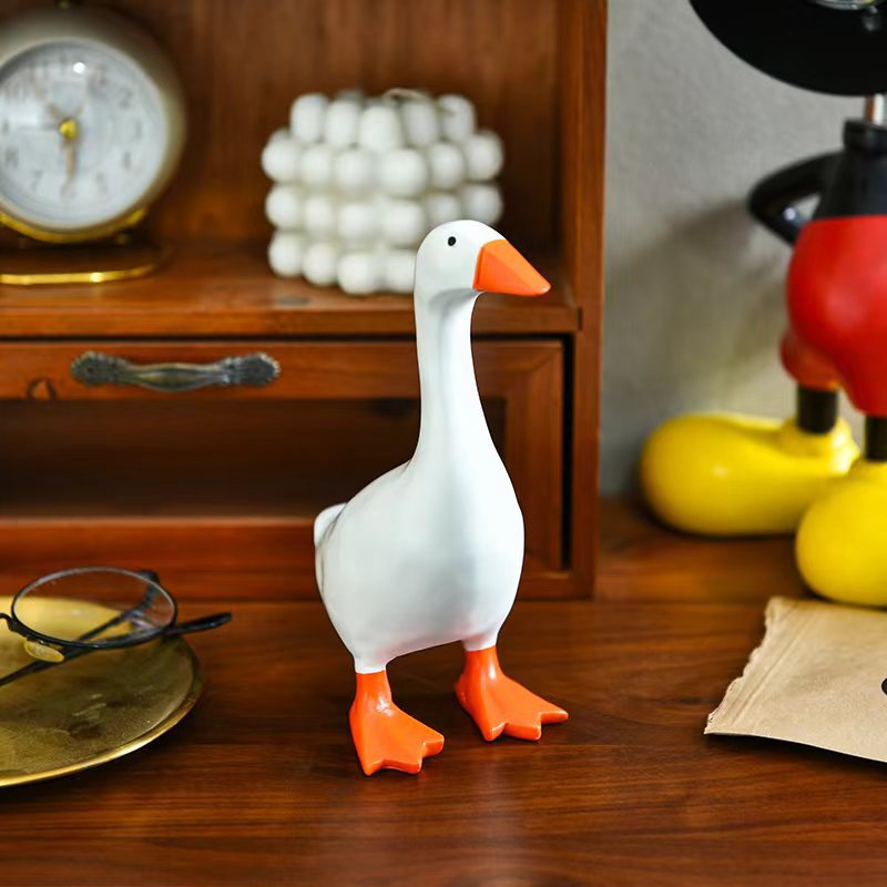 Factory Straight Hair Creative Cross-border Pastoral Duck Ferromagnetic Statue Car Key Scissors Iron Products Resin Craft