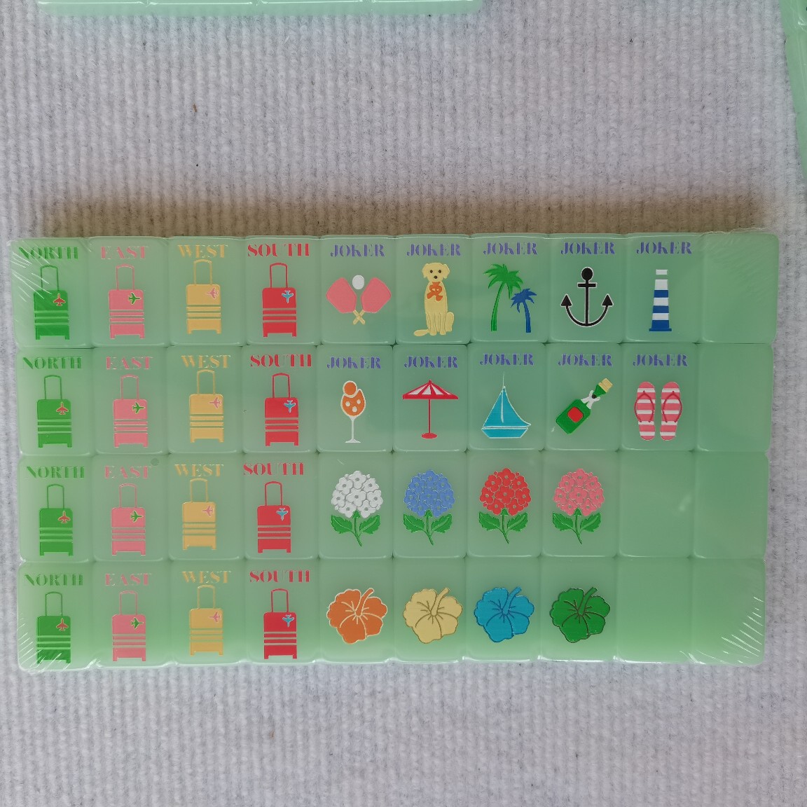 American-Style Mahjong Beach Matcha Green Suitcase