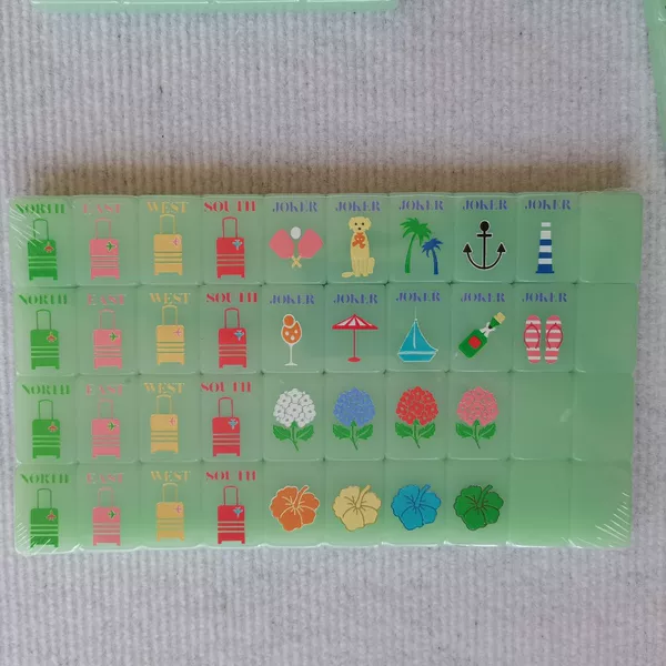 American-Style Mahjong Beach Matcha Green Suitcase