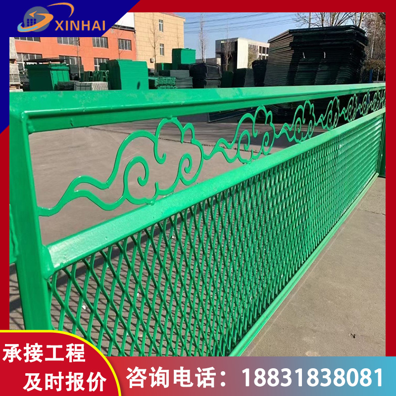 钢板网护栏 高速公路中央隔离栅 防眩网 夜间防眩设施 高速隔离栅