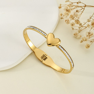 �W���羳���s�A�β��P䓐������C�߼���Ů�������僲��P����C