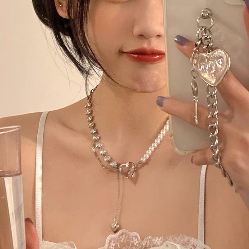 brand design necklace from pearl