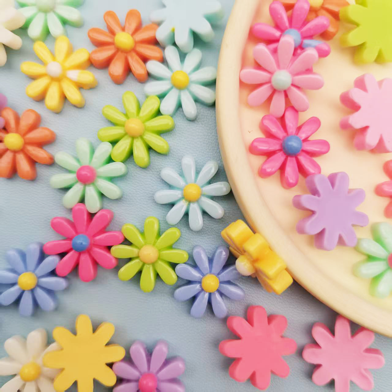 彩色小雏菊花瓣饰品配件diy儿童发卡发饰贴片手机壳冰箱装饰材料