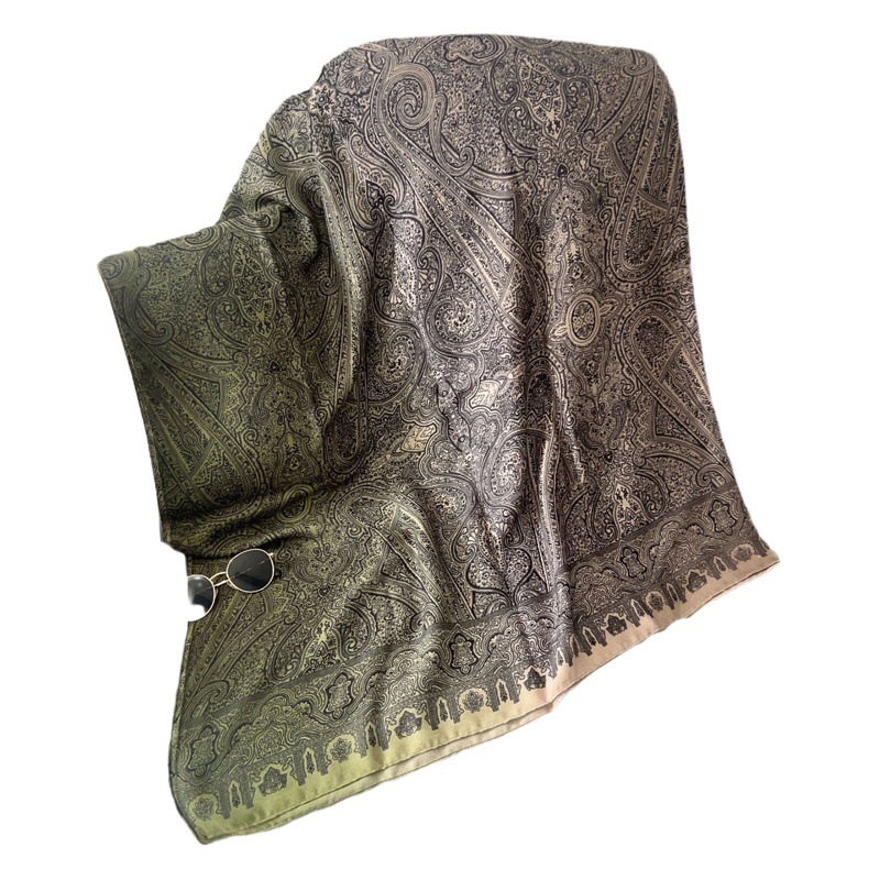 Ventas directas de la fábrica coreana nuevo algodón y lino bufanda delgada anacardo impreso chal viajes al aire libre protector solar toalla playa para las mujeres