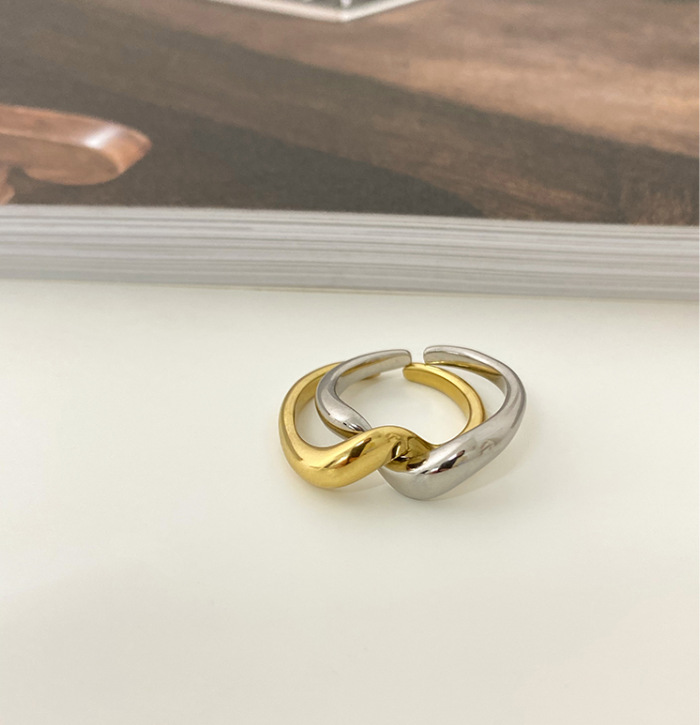 Neue Stil Welle Gebogen Titan Stahl Offene Ring 2 Stück Set display picture 2