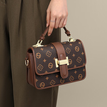 包包女士2025新款复古斜挎包女包带妈妈老花包小方包百搭单肩小包