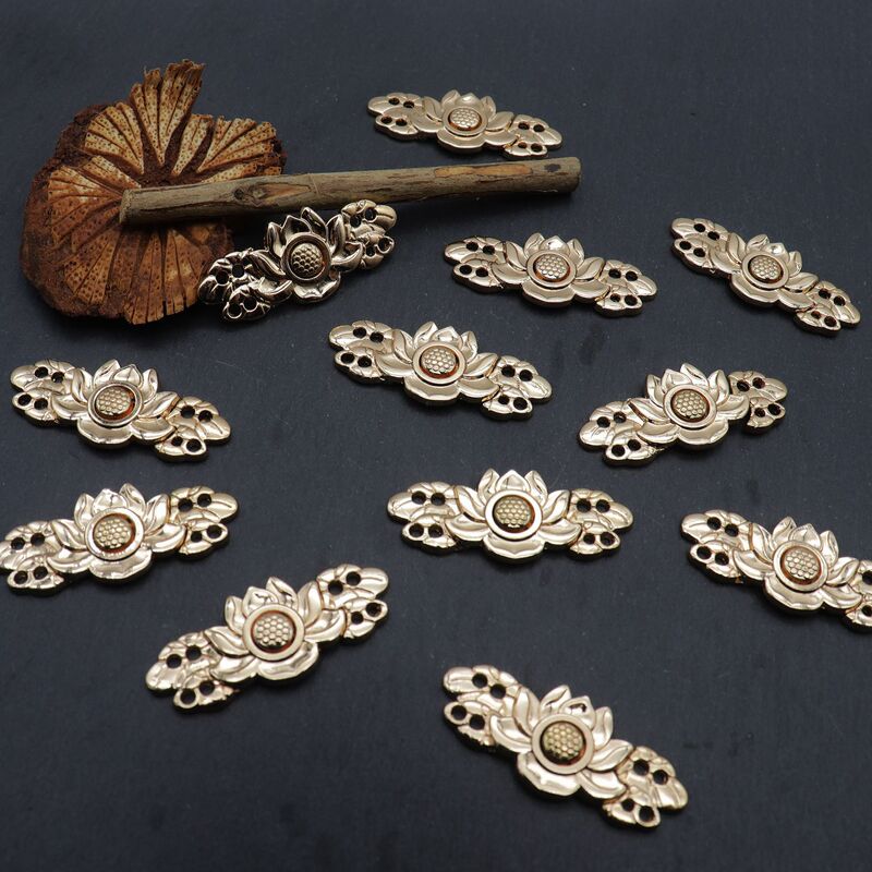 Ming-made Hanfu Buckle Lotus Lotus Metal Buckle Ancient Costume Buckle Cheongsam Standcollar Collar Buckle Floral Buckle Ming-made Hanfu Buckle Lotus Lotus Metal Buckle Ancient Costume Buckle Cheongsam Standcollar Collar Buckle Floral Buckle