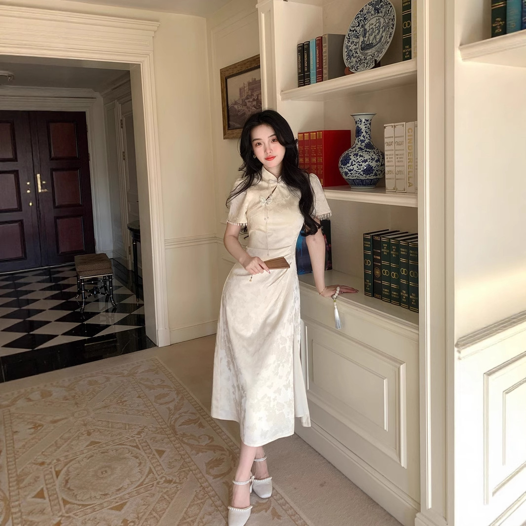 Sentido de alta gama nuevo vestido de estilo nacional chino para mujer verano nuevo temperamento de alta gama vestido de cheongsam delgado de moda