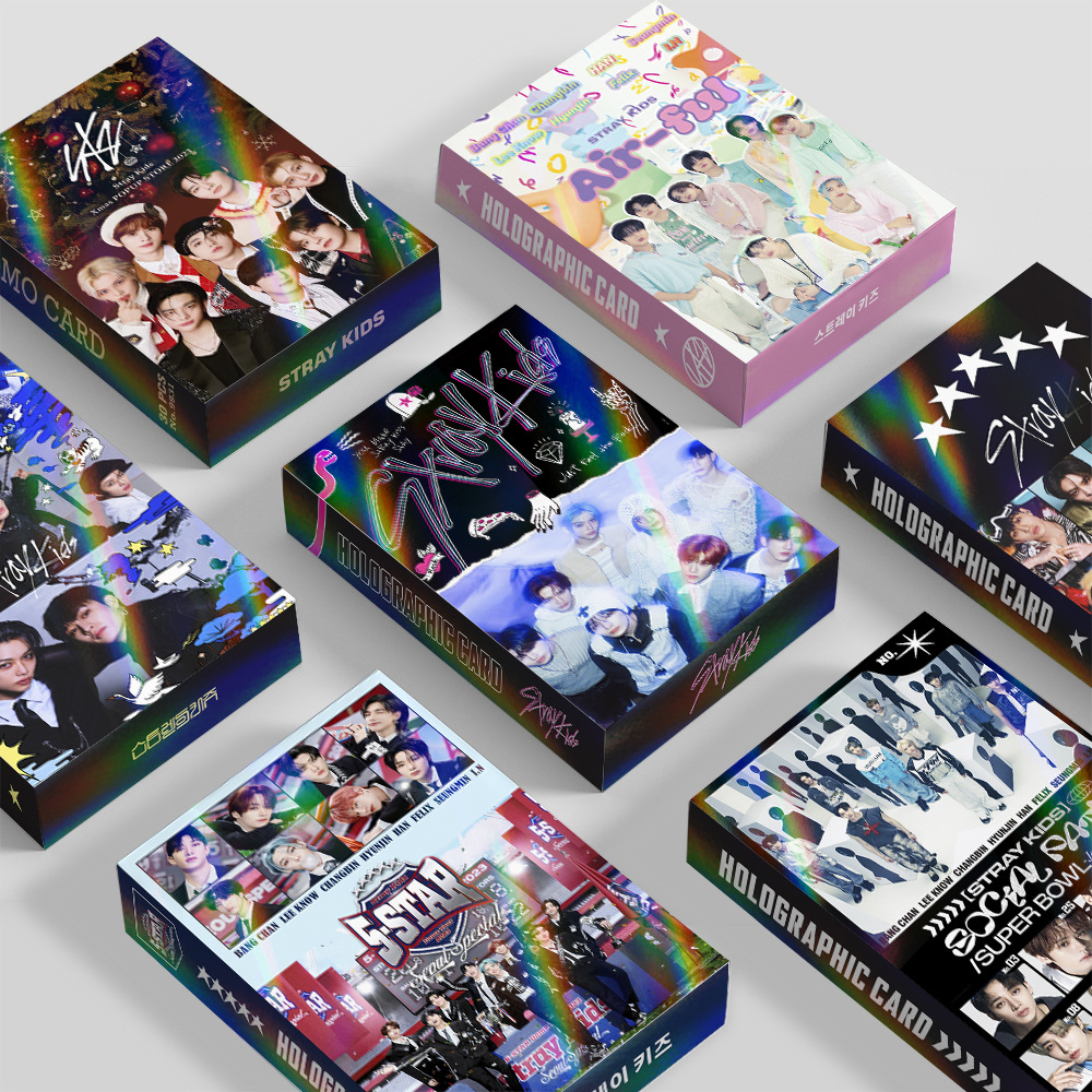 30张双面镭射卡STRAYKIDS新专周边LOMO卡韩知城全息卡明星照片卡