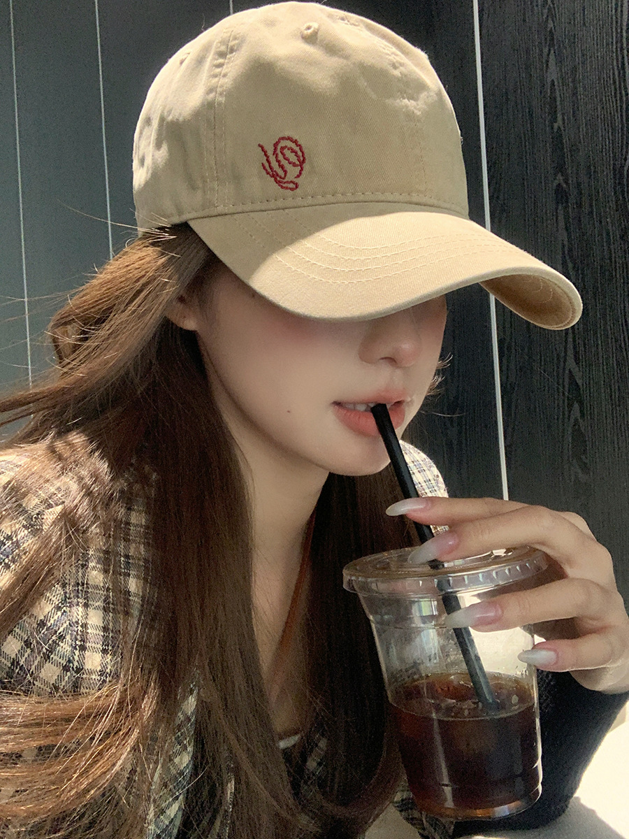 카키색 옷감