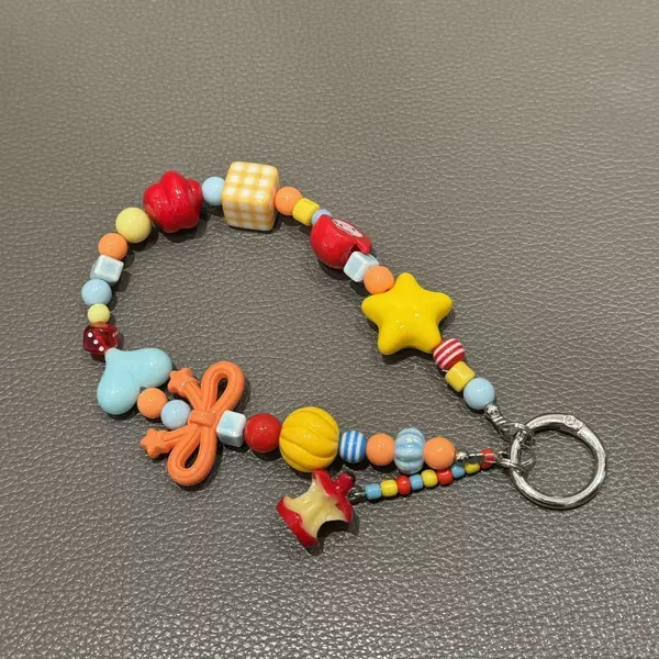 Handmade dopamine apple core ins colorful pendant handmade cute beaded phone chain ccd lanyard camera accessory